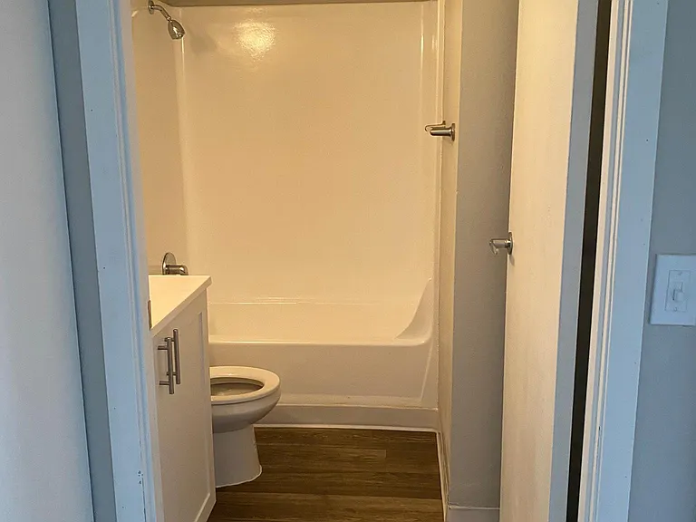 17873 Thelma Ave #1 — Photo 8