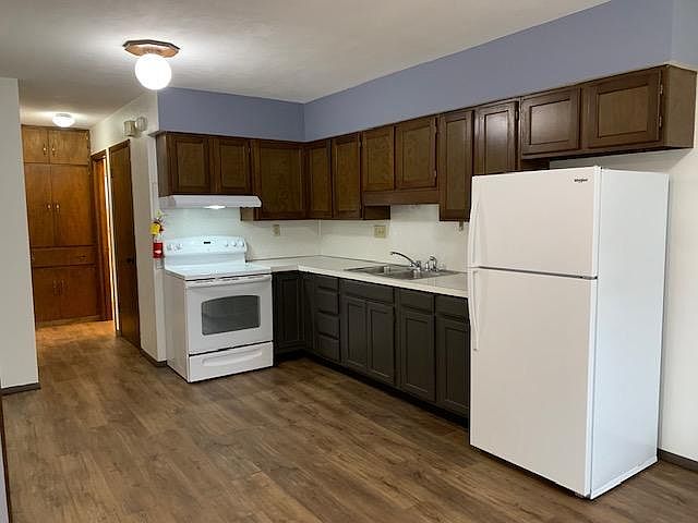 1st image of 215 E 15th St APT 6