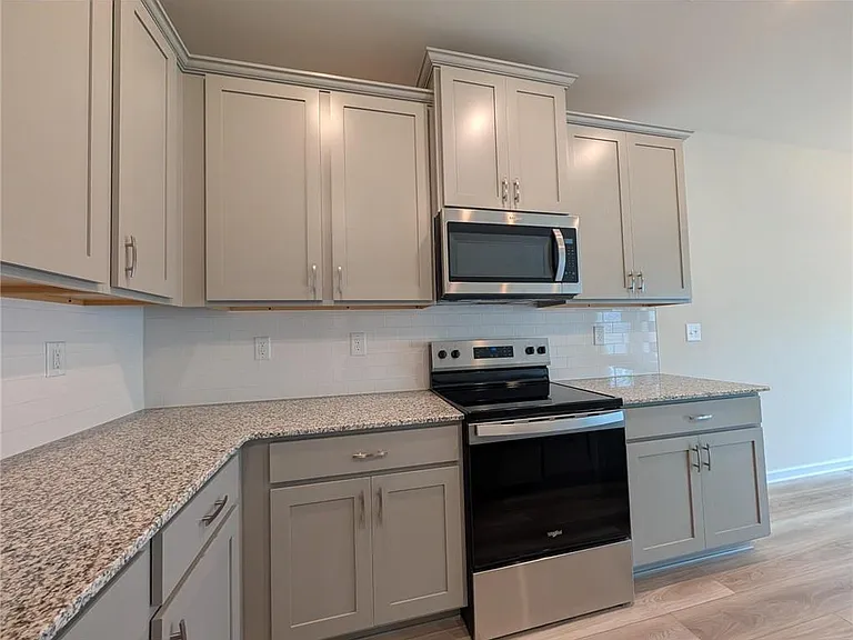 1354 Willow Brook Cir — Photo 6