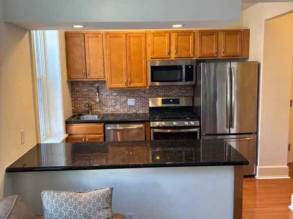 334 S 12th St APT 3F, Philadelphia, PA 19107