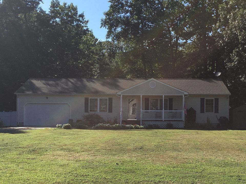 1st image of 12428 Pine Trl