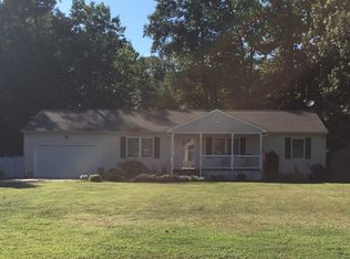 12428 Pine Trl, Gloucester, VA 23061