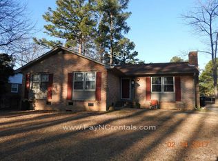 1611 Nutley Dr, Fayetteville, NC 28303