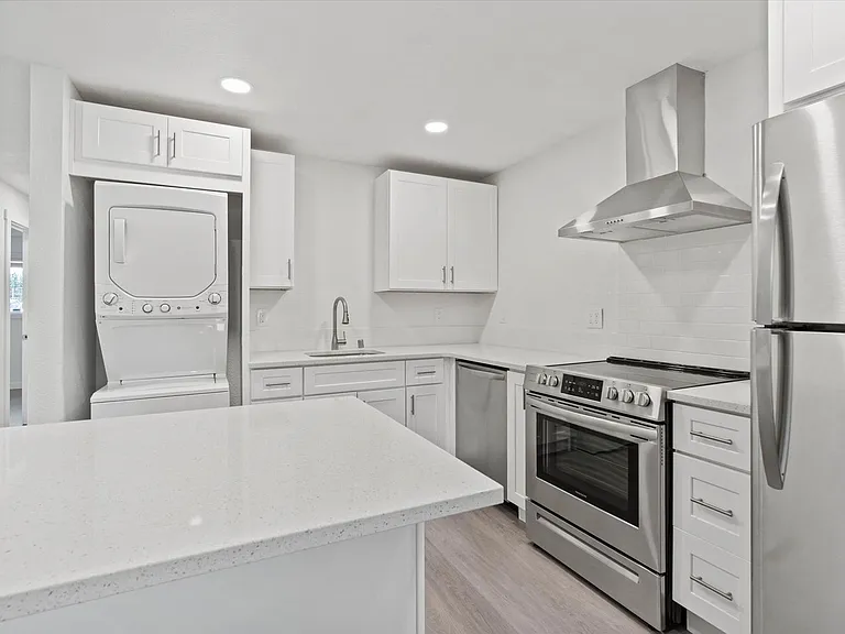 Centennial Pines Apartments! — Photo 19