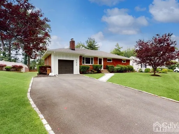 243 Old Tote Rd, Mountainside, NJ 07092