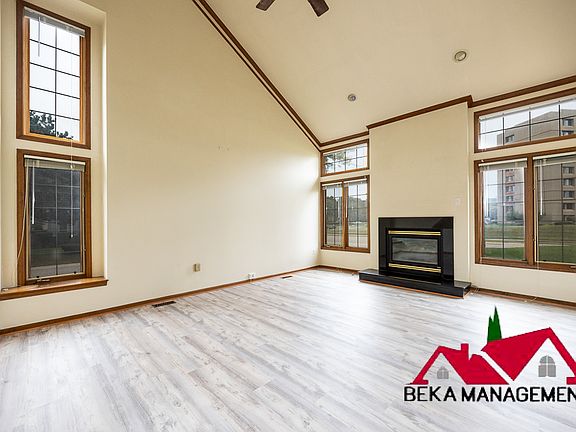 3rd image of 37908 N Laurel Park Dr