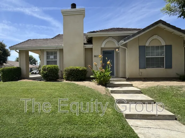 2633 S Maselli St, Visalia, CA 93277