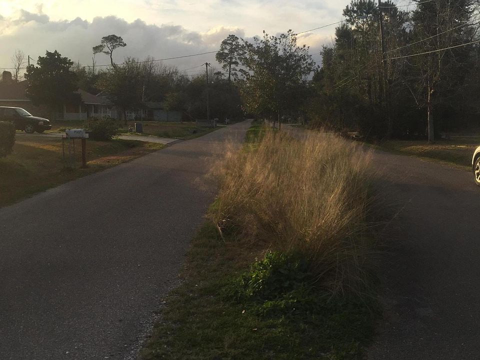 2nd image of 147 Melody Ln