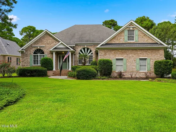 2624 St James Drive SE, Southport, NC 28461