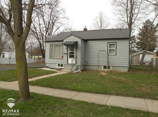 1008 S Chipman St, Owosso, MI 48867