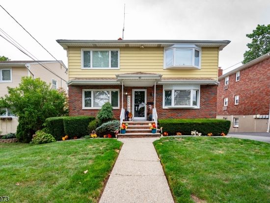 40 Scoles Ave, Clifton, NJ 07012
