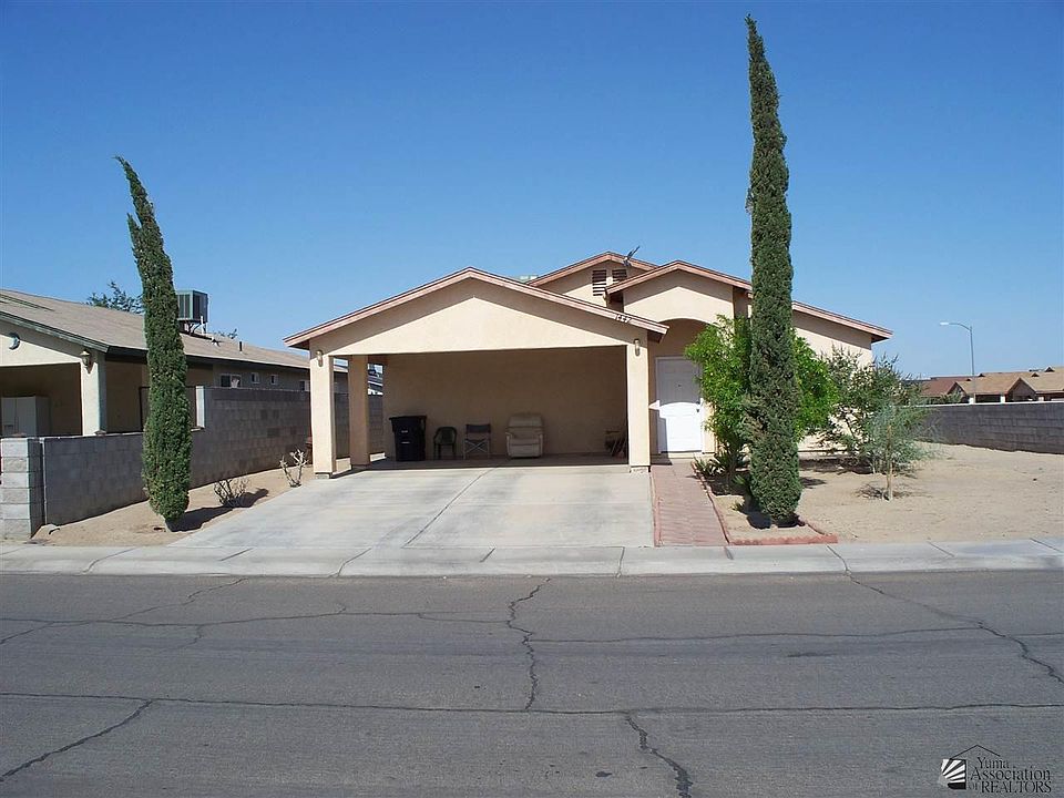 1st image of 1442 N Cabello Ave