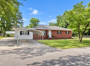 3910 Joel St, Fayetteville, NC 28304