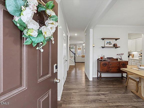 2nd image of 724 Summer Music Ln