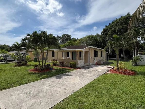 650 NE 137th St, North Miami, FL 33161