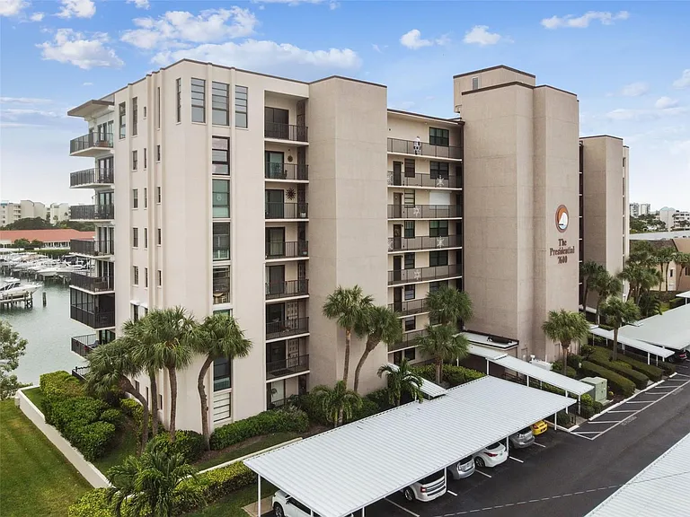 7600 Sun Island Dr S #204 — Photo 3