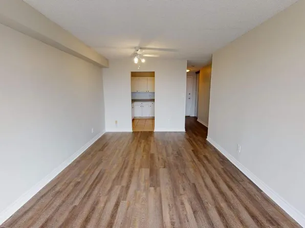 2545 Lauzon Rd, Windsor, ON N8T 3H9