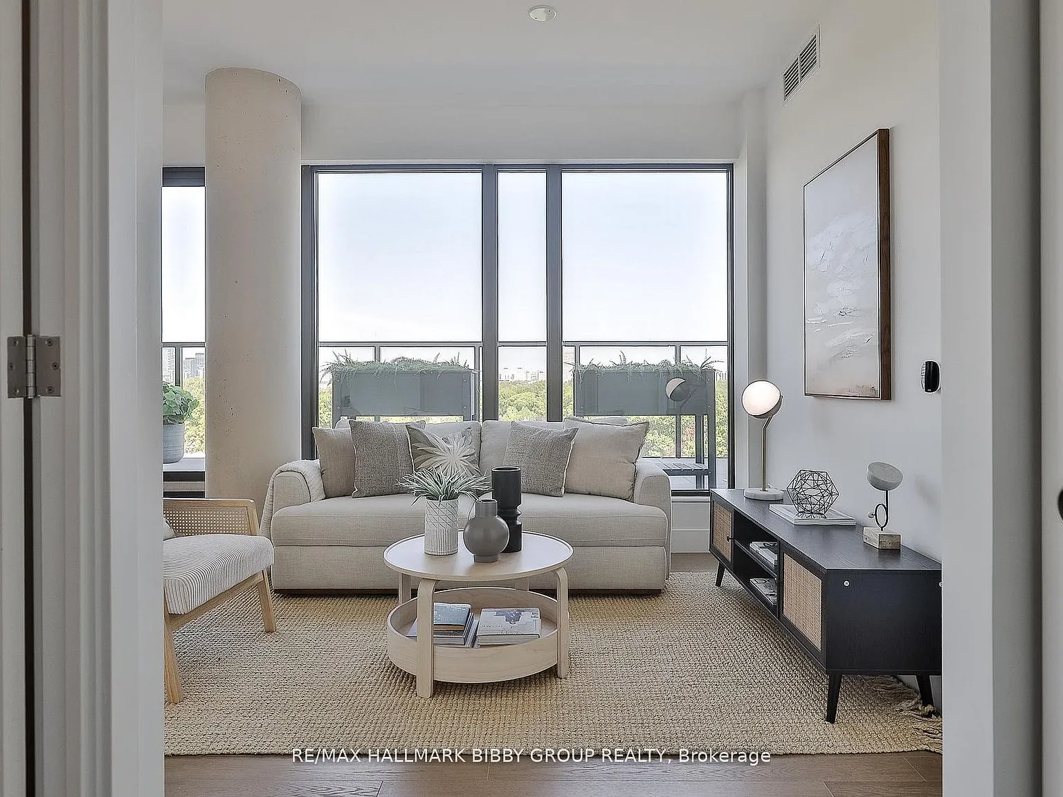 2 bed, $4,695 — Photo 3