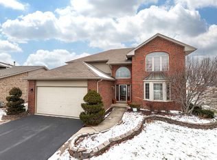 9090 Mayors Row, Orland Hills, IL 60487