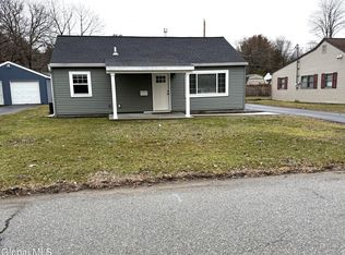 18 Prospect Drive, Queensbury, NY 12804