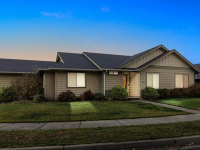 2238 Gayle Way, Grants Pass, OR, 97527