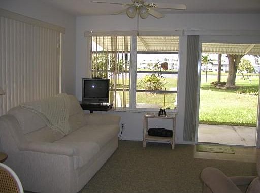 3rd image of 1109 Siesta Ave
