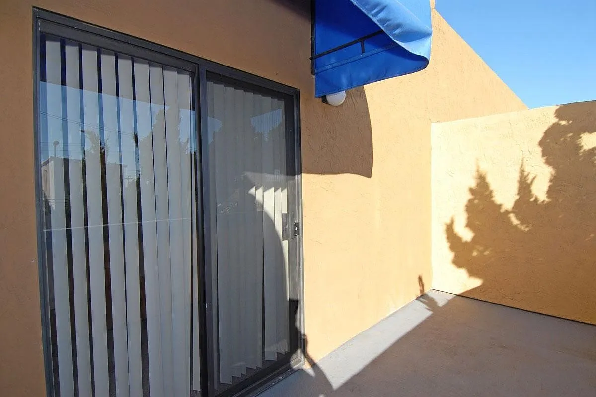 Vista La Mesa Apartments — Photo 4