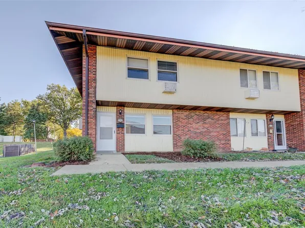 7242 Hazelcrest Dr, Hazelwood, MO 63042