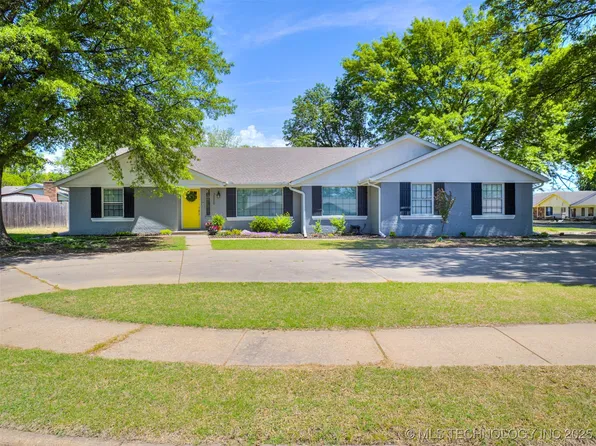 3220 SE Kensington Ct, Bartlesville, OK 74006