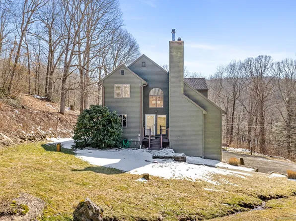 32 Old Wood Road, Plymouth, CT 06786