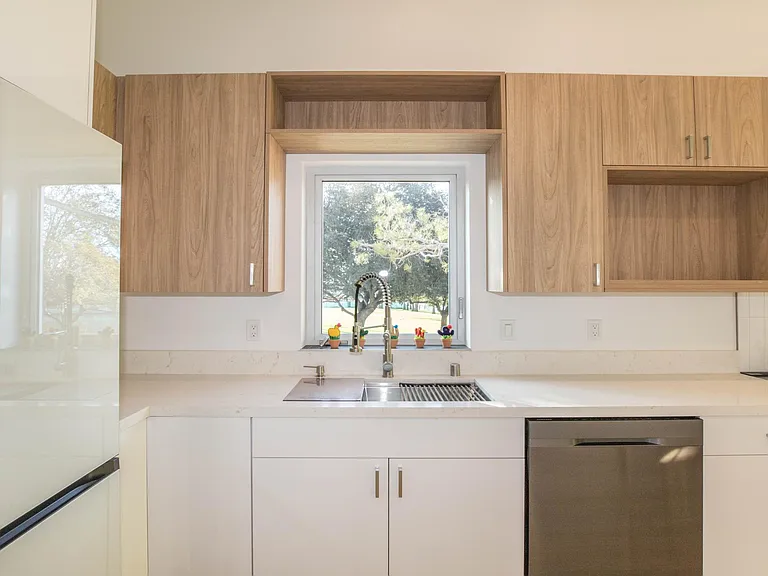 379 Orlena Ave #A — Photo 9