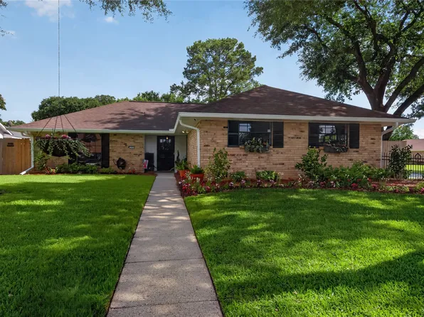 131 Fountainbleu Dr, Shreveport, LA 71115