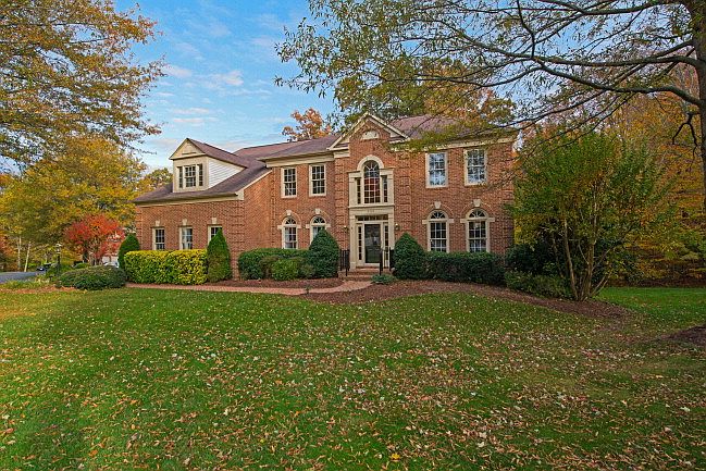1st image of 9205 Deveron Ct