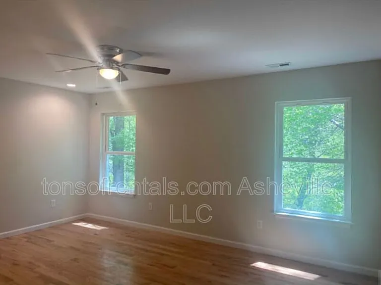 31 John Halford Ct — Photo 10