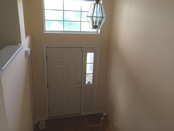 2nd image of 2625 Oxford Ct