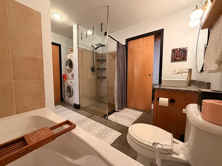 1114 Lucas Ave #508 — Photo 8