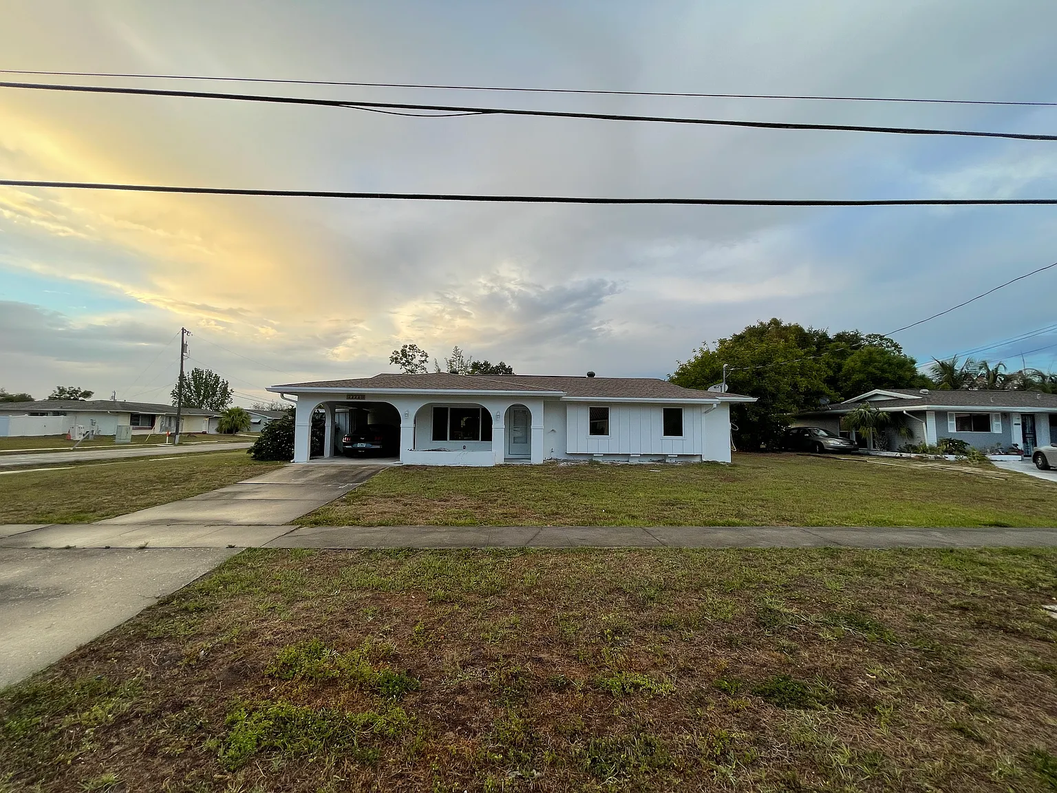 3 bed, 1390 sqft, $2,199 — Photo 1