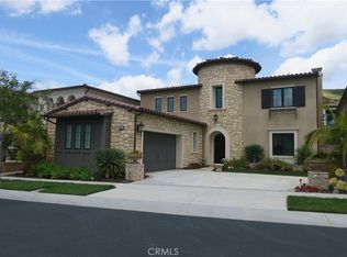 211 Clear Fls, Irvine, CA 92602