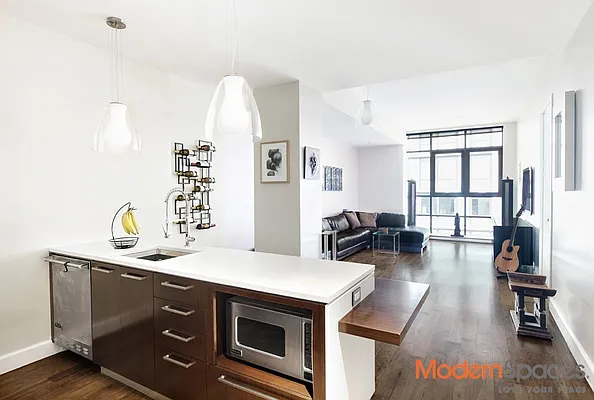 Sold by Modern Spaces | media 10
