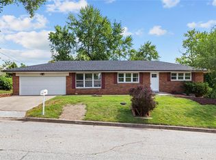 23 James Dr, Saint Charles, MO 63301