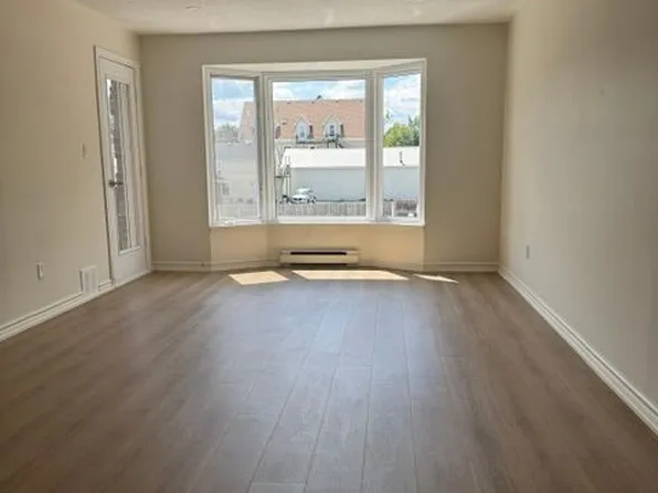 108 Water St #306, Scugog, ON L9L 1R2