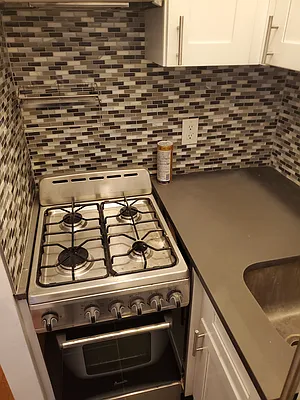 Rented by Compass | media 10