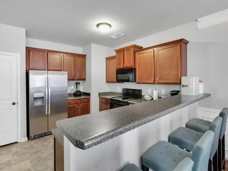 596 Oakside Pl — Photo 7