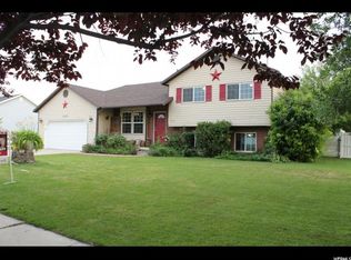 3137 W 2300 N, Clinton, UT 84015