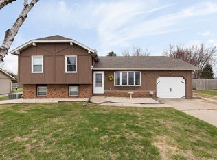 412 Linda Ave, Rochelle, IL 61068