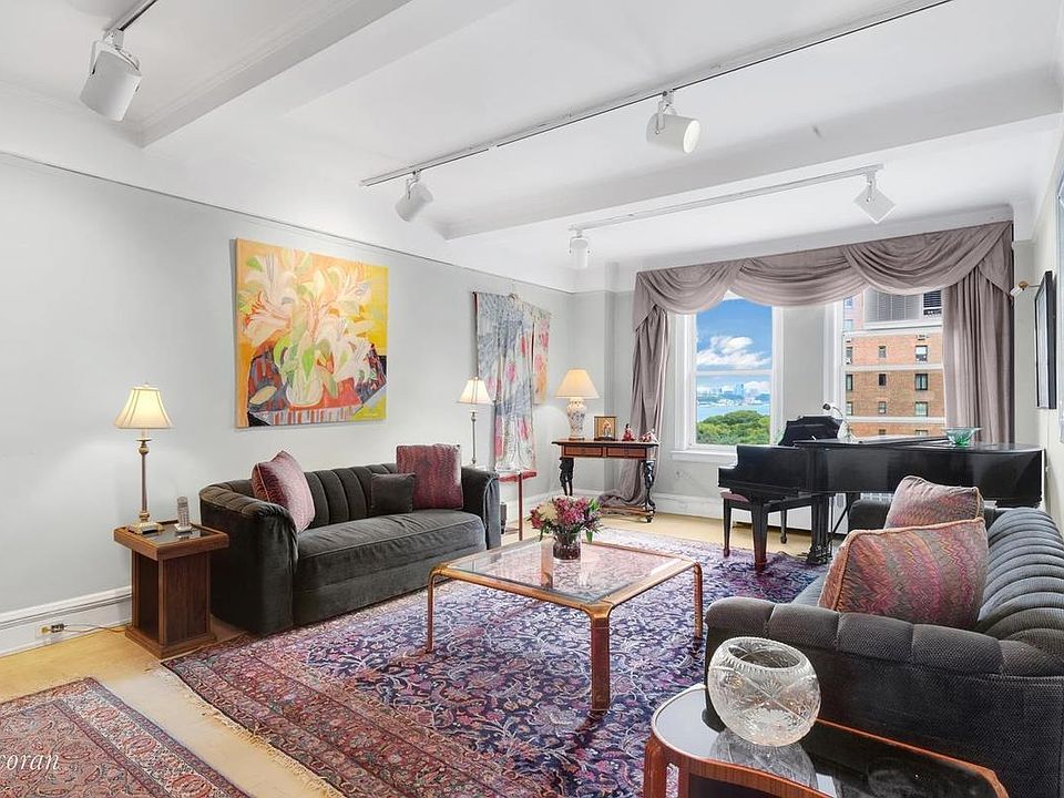 1st image of 322 W 72nd St #11B