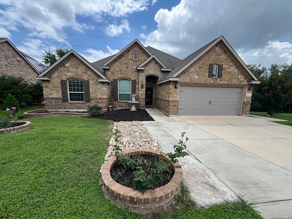 1st image of 805 Raceland Rd.