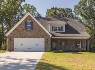 684 Cedar Dr, Winston Salem, NC 27107