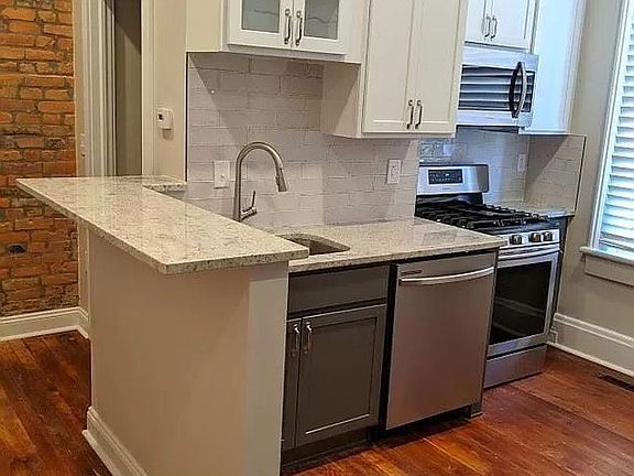 4th image of 881 S 3rd St