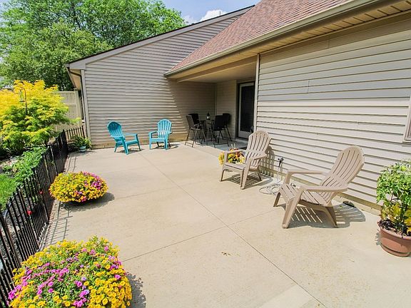 5th image of 4806 Lake Ct